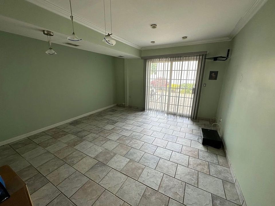 1st image of 17 Stieg Ave Floor 2