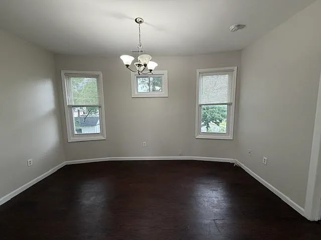 296 N Clinton St — Photo 6
