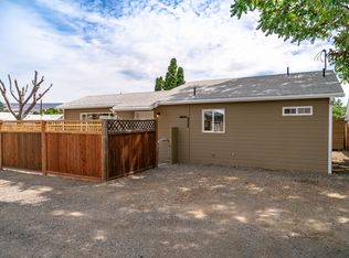 932 Walker Ave, Wenatchee, WA 98801