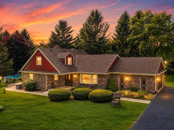 W248S7045 Sugar Maple DRIVE, Waukesha, WI 53189