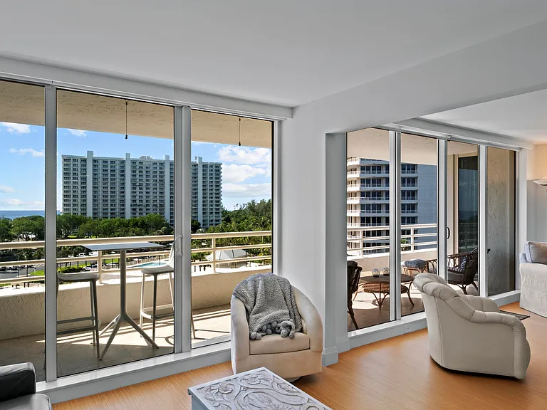 4201 N Ocean Blvd #608 — Photo 26