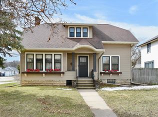 279 E 5th St, Winona, MN 55987