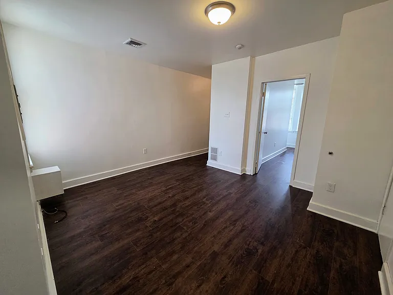 1309 W Allegheny Ave #3 — Photo 4