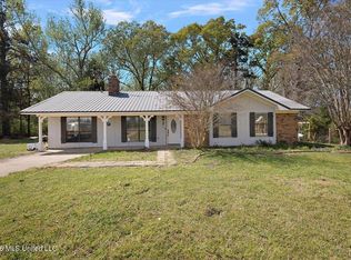 2081 Johnston Rd, Benton, MS 39039