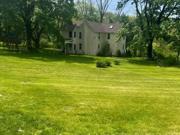 323 Tunnel Road, Bethlehem Twp., NJ 08802
