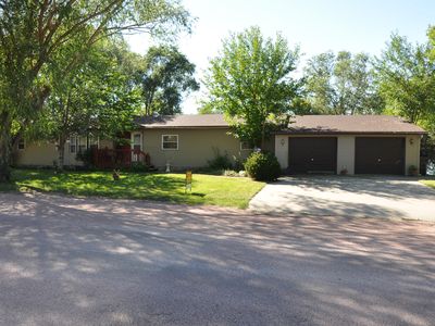 720 S River St, Chamberlain, SD, 57325