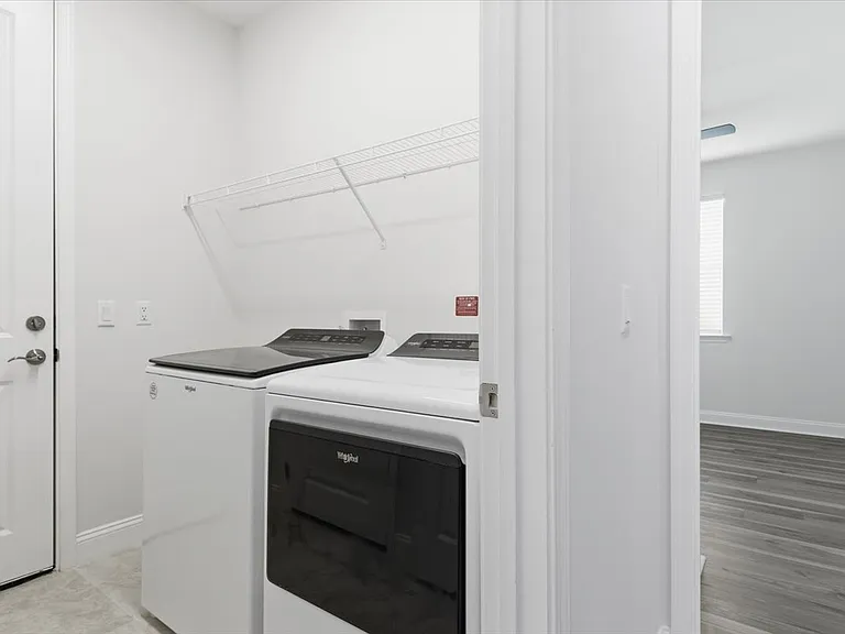 155 Weekend Ave — Photo 13