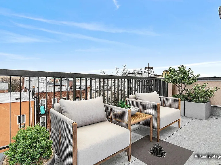 111 Woodbine St #6 — Photo 1
