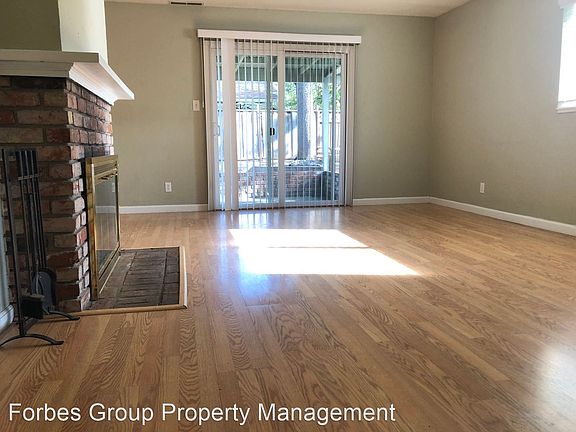 4th image of 1810 Valla Dr Suite 200