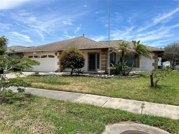 10738 Lazy Lake Dr, Orlando, FL 32821