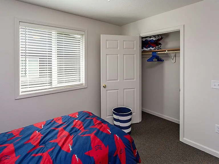 Grandview Meadows — Photo 6