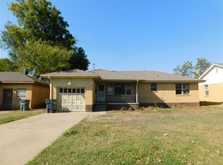 1622 NW 24th St, Lawton, OK 73505