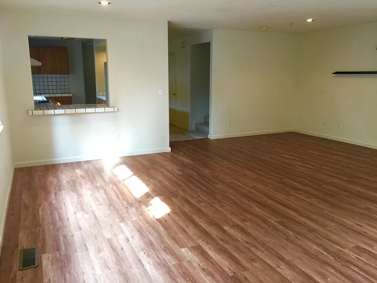 743 Adams St — Photo 6
