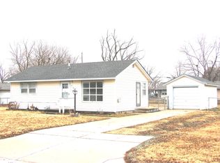 819 W Mona St, Wichita, KS 67217
