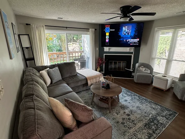 4621 Timbermill Ct APT 101, Raleigh, NC 27612