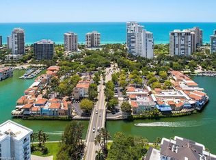 4028 Crayton Rd, Naples, FL 34103