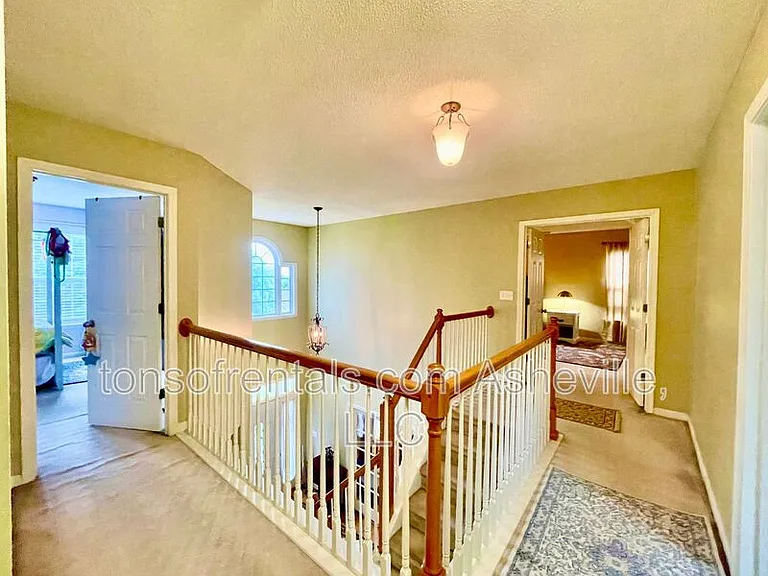 51 Yorktown Cir — Photo 28