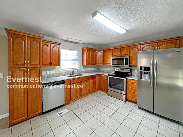 1243 3rd Ave NW