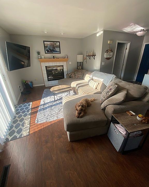 570 Lakeshore Dr, Mccook Lake, SD 57049 Zillow