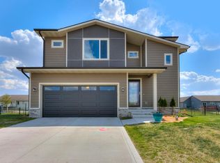 1256 Apache St, Nevada, IA 50201