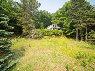 8368 Portage Point Dr, Onekama, MI 49675