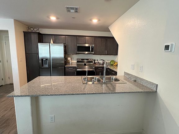 Breakfast bar