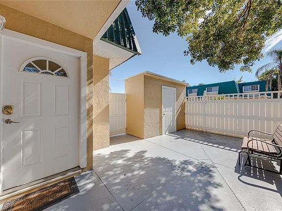 3rd image of 4815 Bluefish Ct