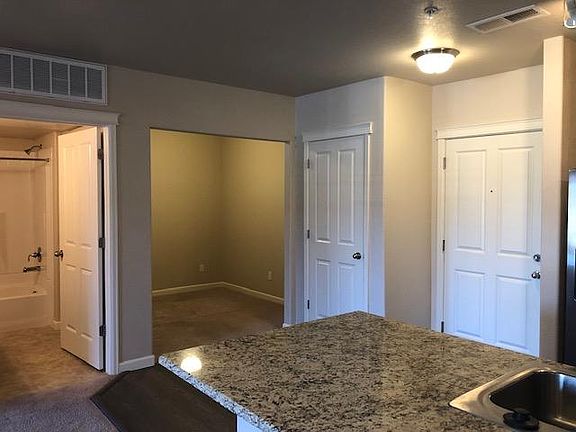 Bonus Room at Entry