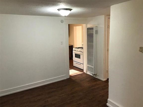 5th image of 5517 Lovell Ave