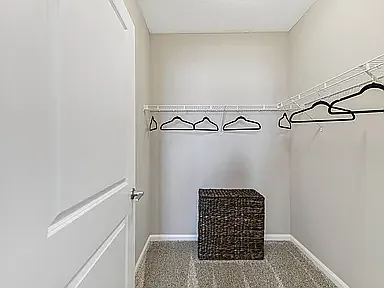 Lincoln Pointe — Photo 25