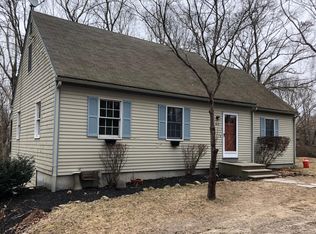 543 Gardiner Rd, Richmond, RI 02892