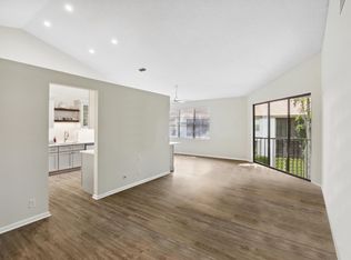 5780 Coach House Cir APT H, Boca Raton, FL 33486