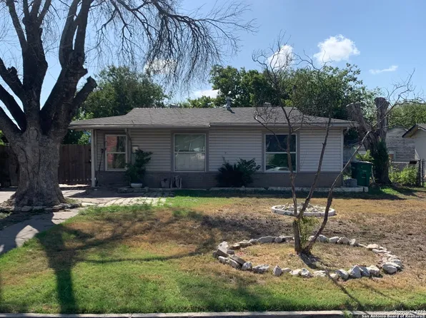 214 WOLEY DR, San Antonio, TX 78228