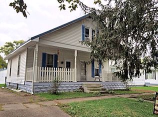 809 W 6th St, Mount Carmel, IL 62863