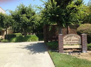 2838 Yulupa Ave, Santa Rosa, CA 95405