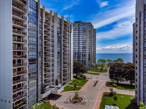2175 Marine Dr #1102, Oakville, ON L6L 5L5