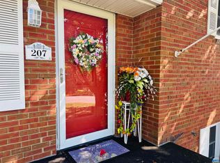 207 Burnley Dr, Staunton, VA 24401