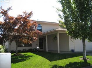 15414 NE Summerplace Dr, Portland, OR 97230