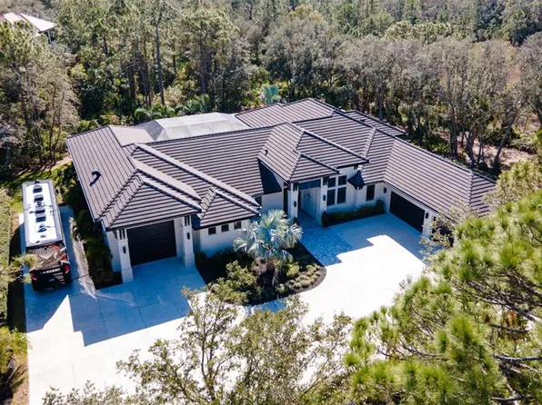 9260 Swaying Branch Rd, Sarasota, FL 34241