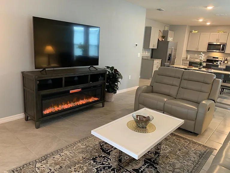 842 Gunnison Dr — Photo 3