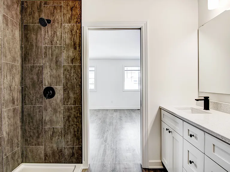 2460 Cedarwood Ln — Photo 16