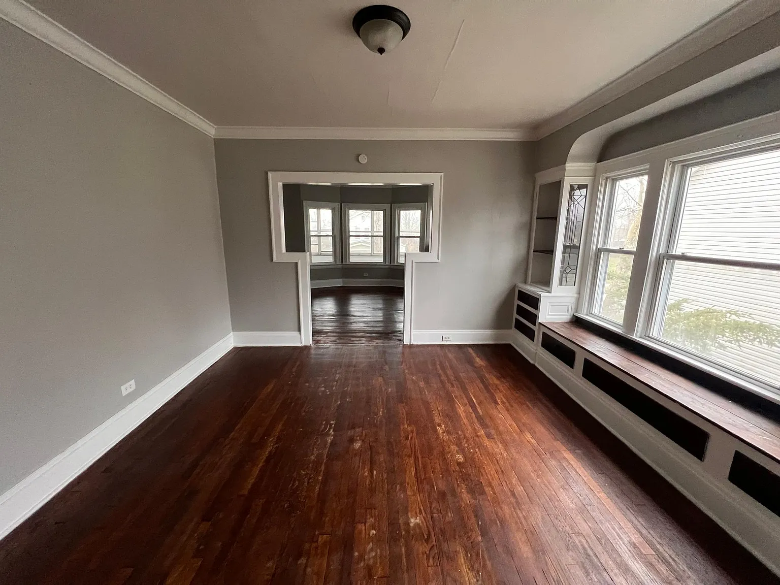 3 bed, 1.5 bath, 1440 sqft, $1,300 — Photo 3