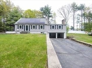 40 Neal St, Walpole, MA 02081