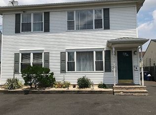 1 Elmwood Pl, North Brunswick, NJ 08902