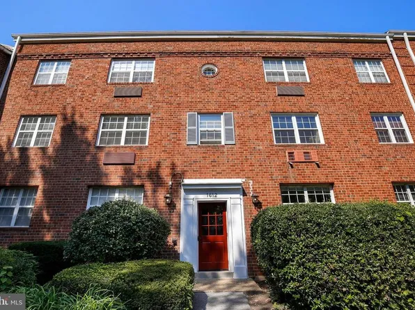 1612 W Abingdon Dr, Alexandria, VA