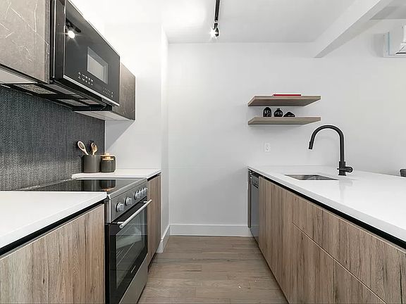 3rd image of 880 Rogers Ave Unit 227