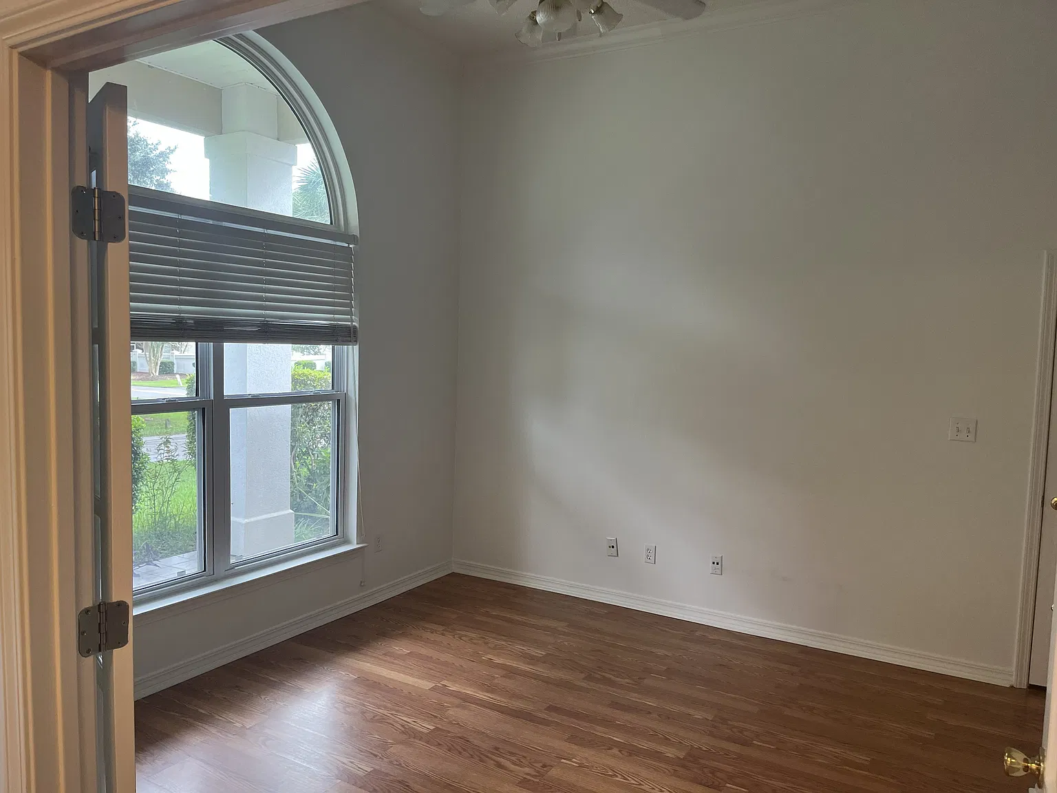 4 bed, 2066 sqft, $2,800 — Photo 3