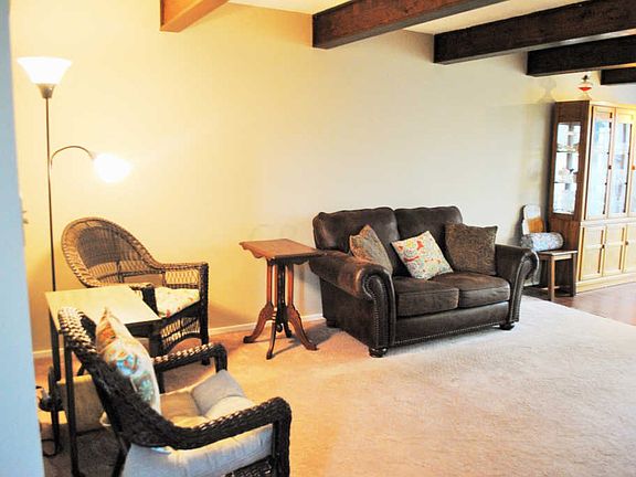 3rd image of 130 Brandywine Dr APT C