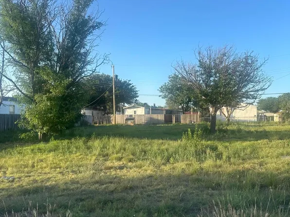 2104 Pheasant Ln, Amarillo, TX 79118