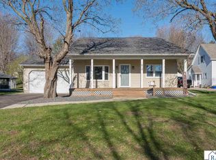 612 N 8th St, Saint Peter, MN 56082